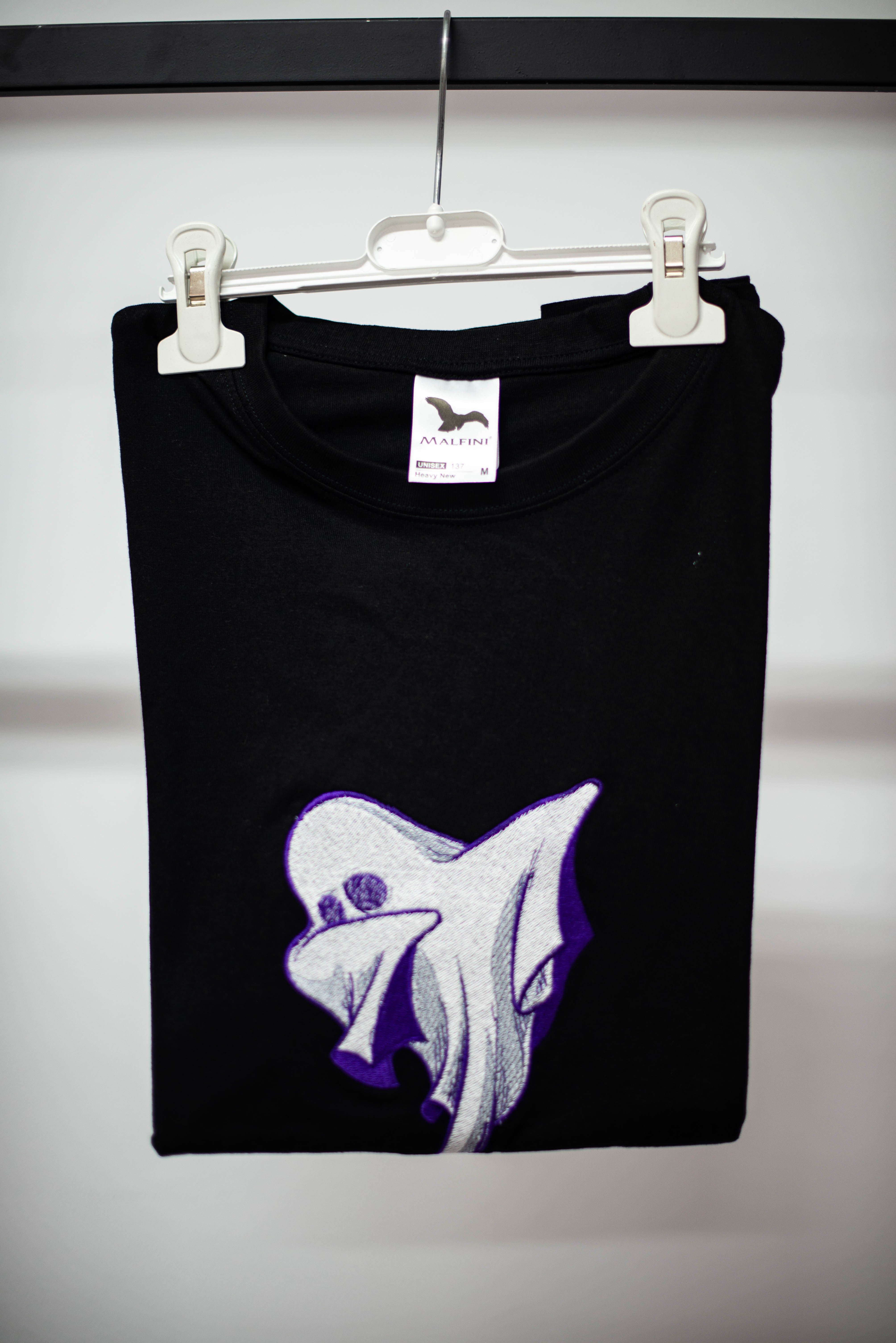 TRICOU NEGRU FANTOMĂ