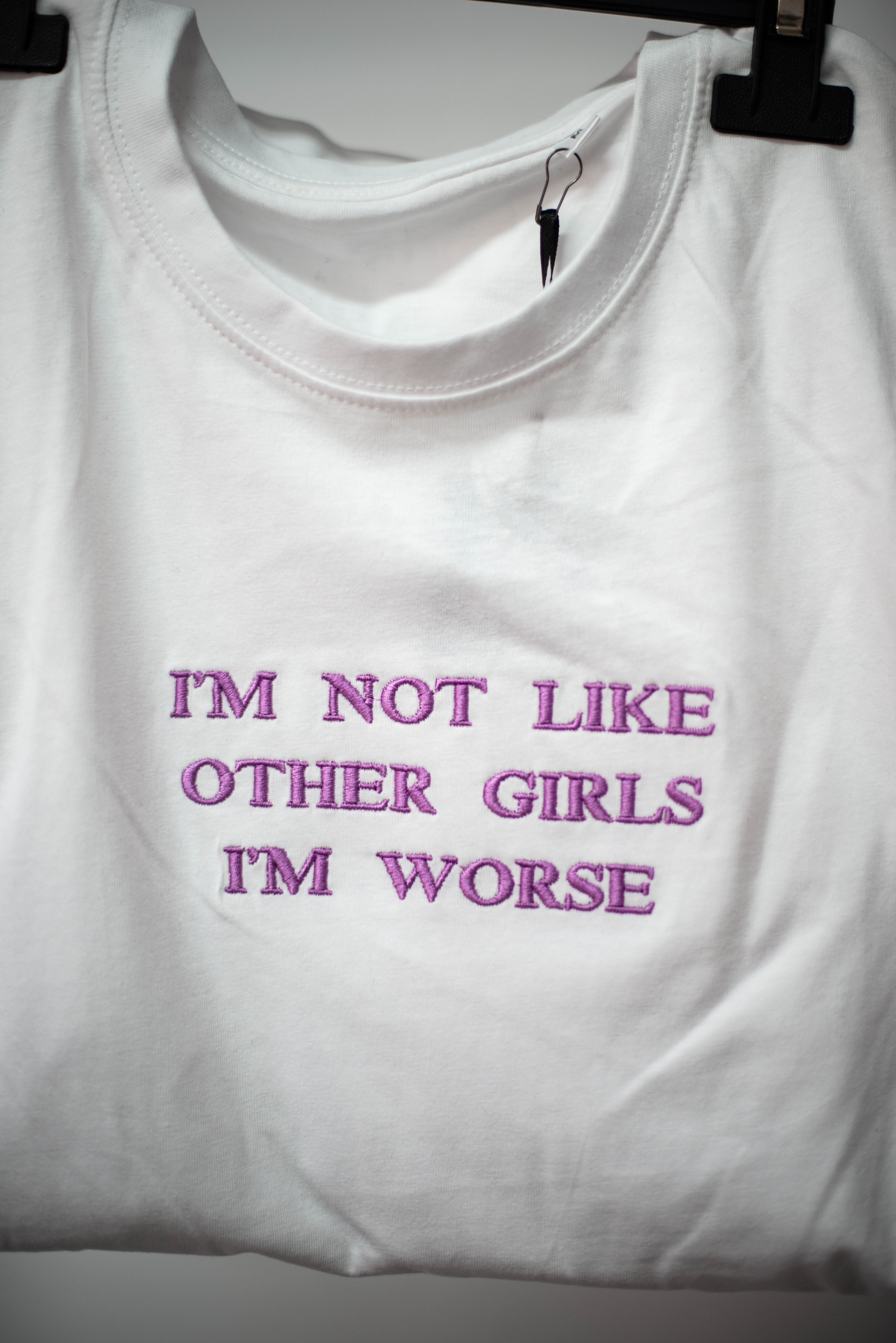 Tricou i am not like other girls