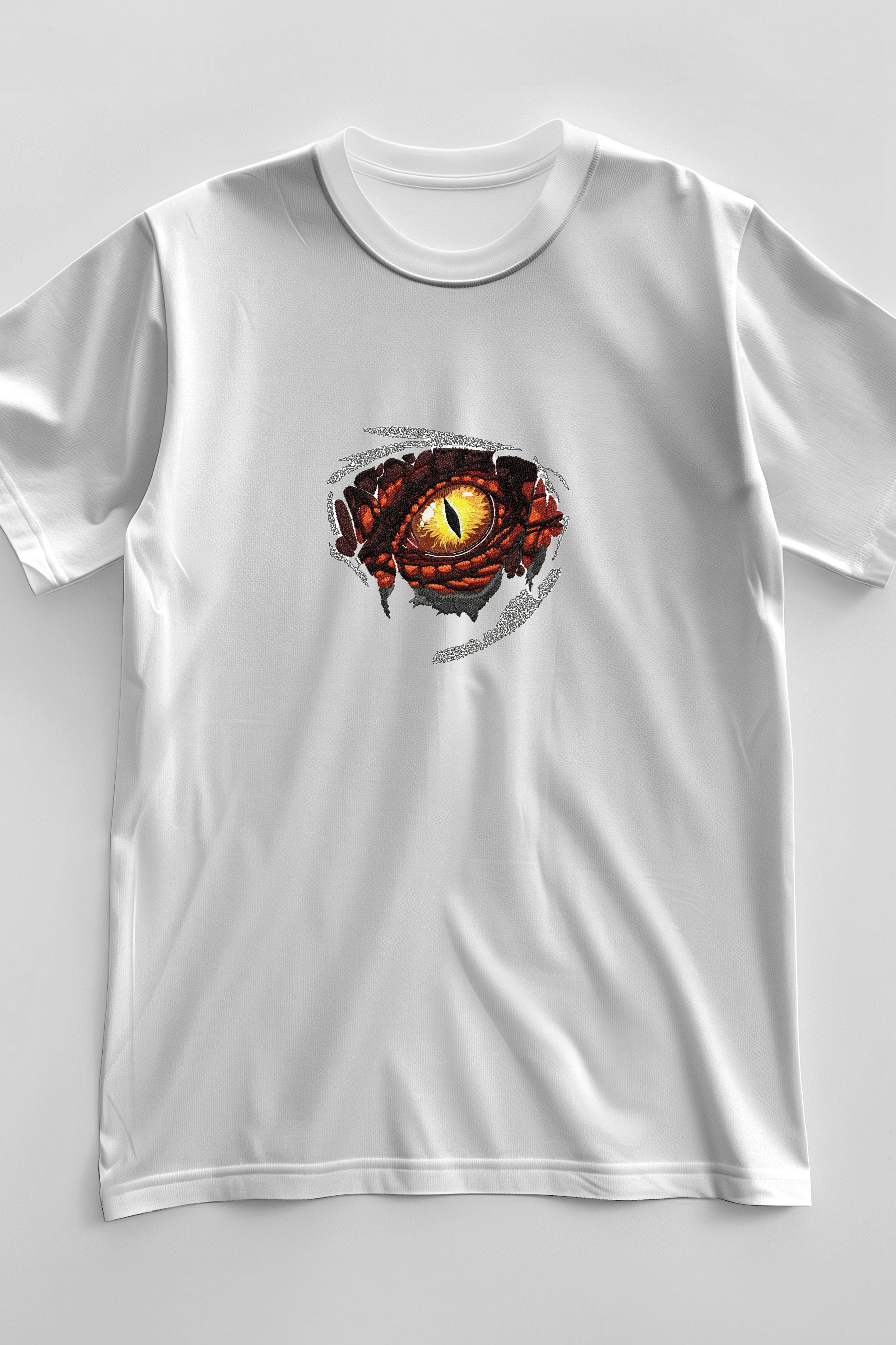 Tricou cu ochi dragon