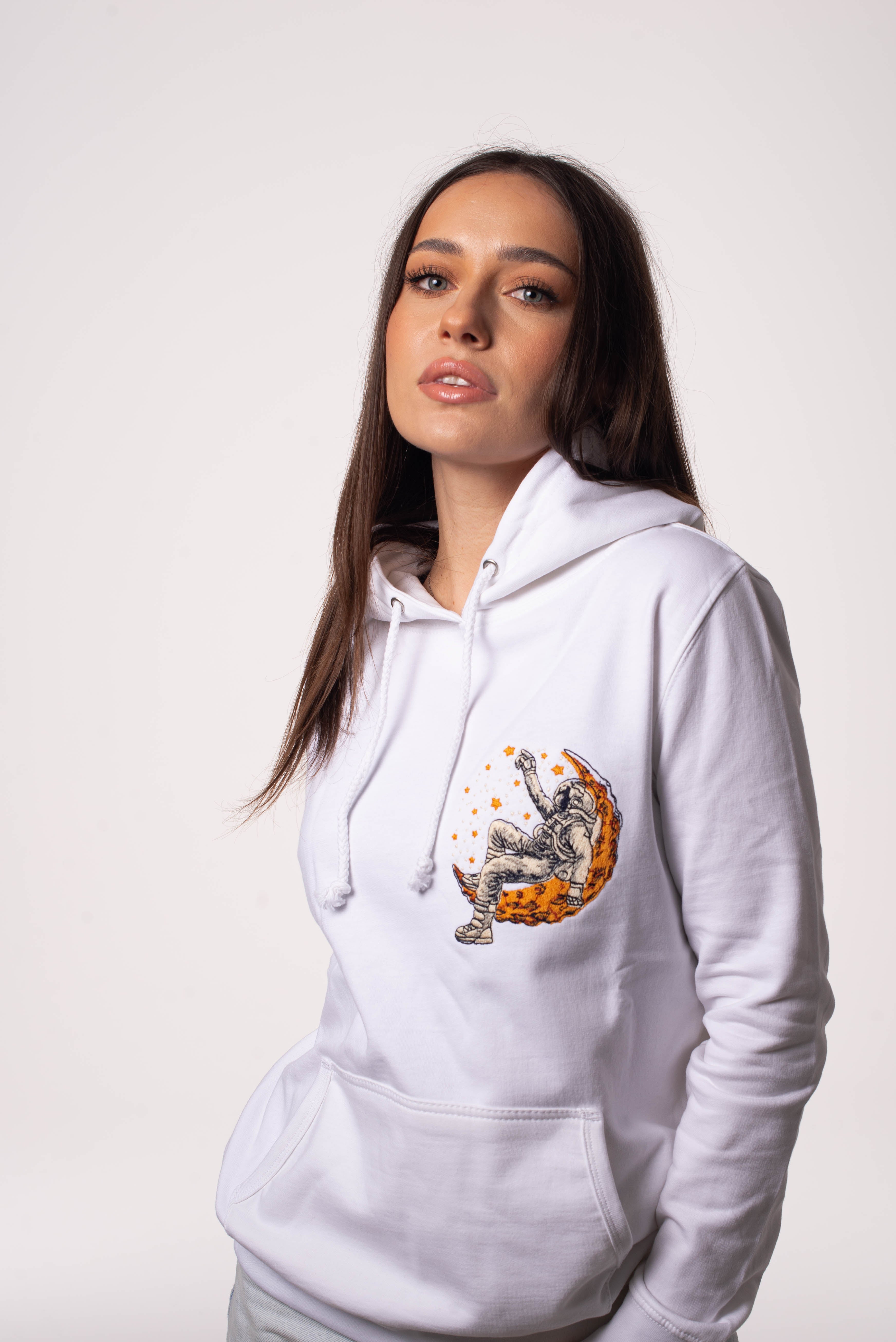 Hanorac cu astronaut pe lună