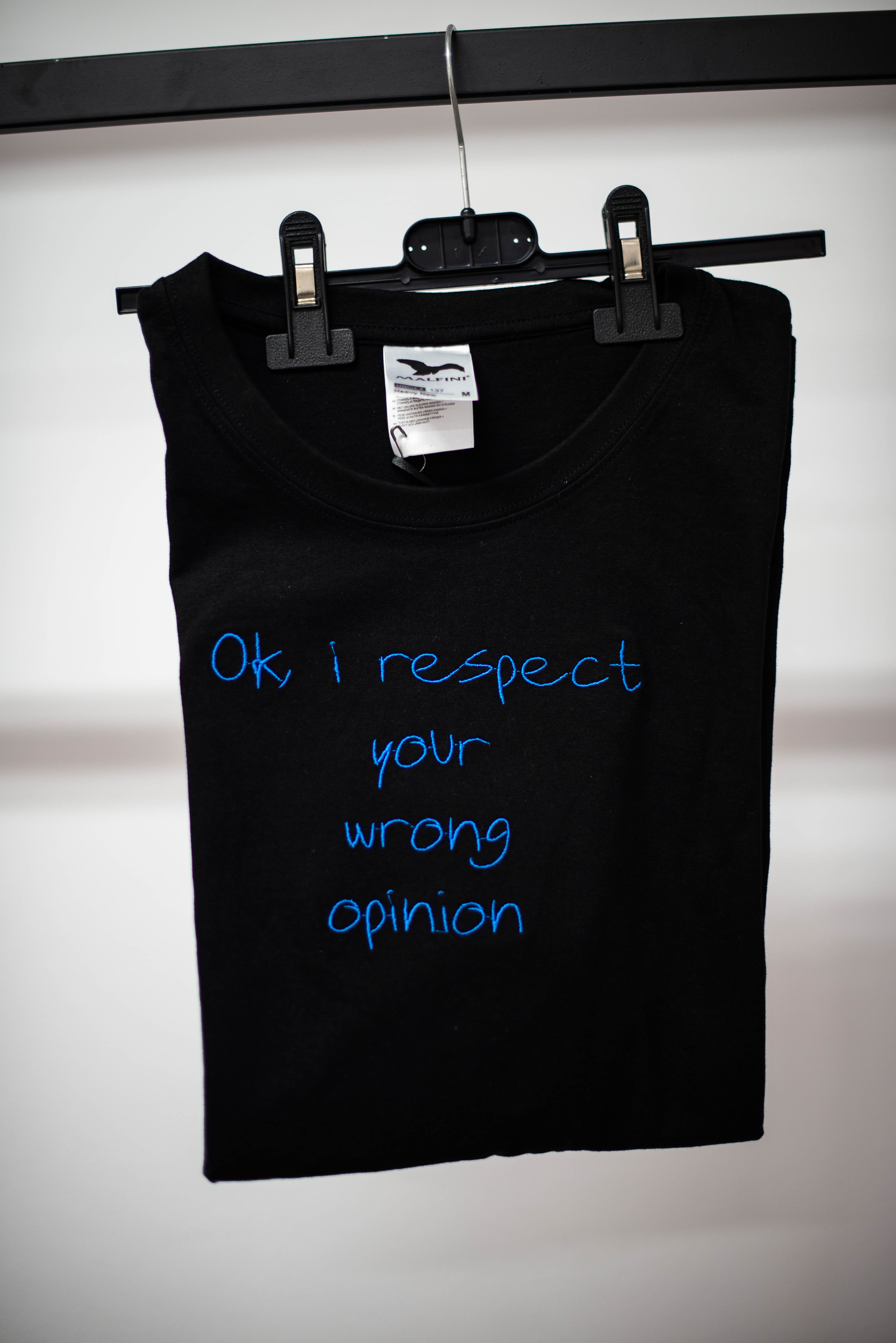 Tricou negru I respect your wrong opinion
