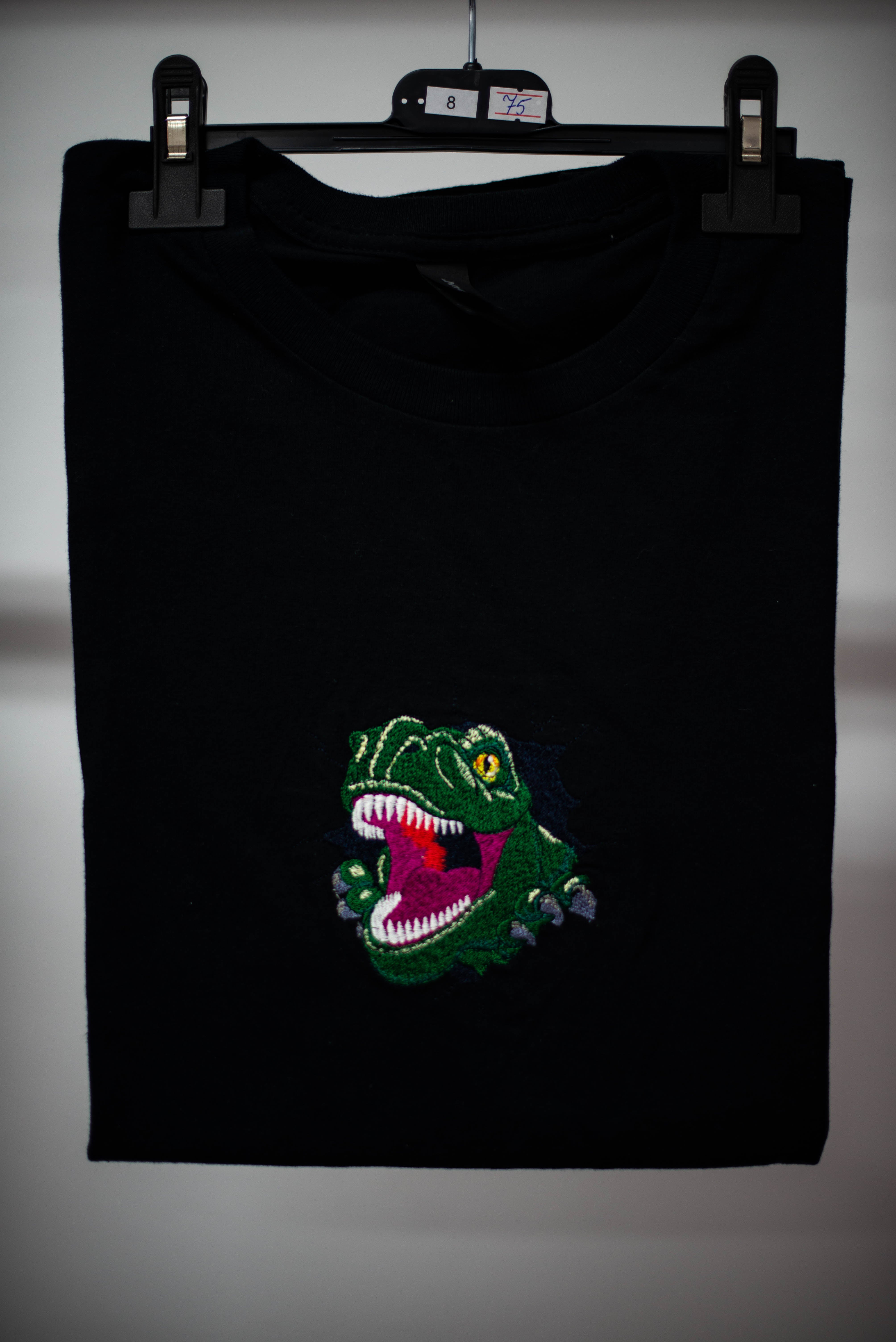 TRICOU NEGRU DINOZAUR