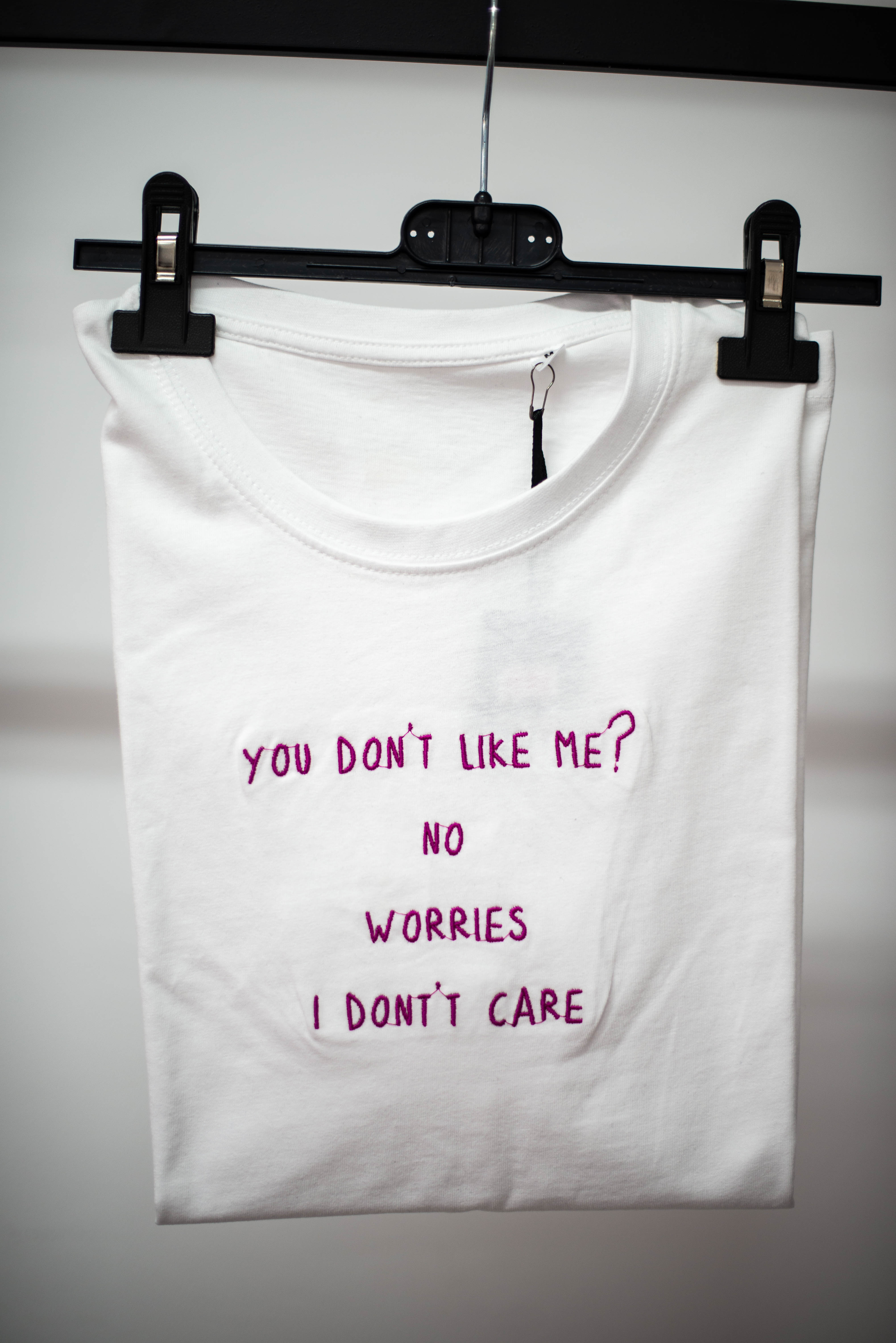 tricou alb  you do not like me